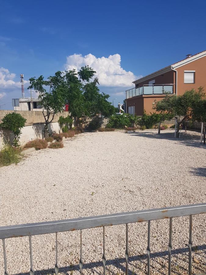 Apartment Simpatico Vir Exterior photo